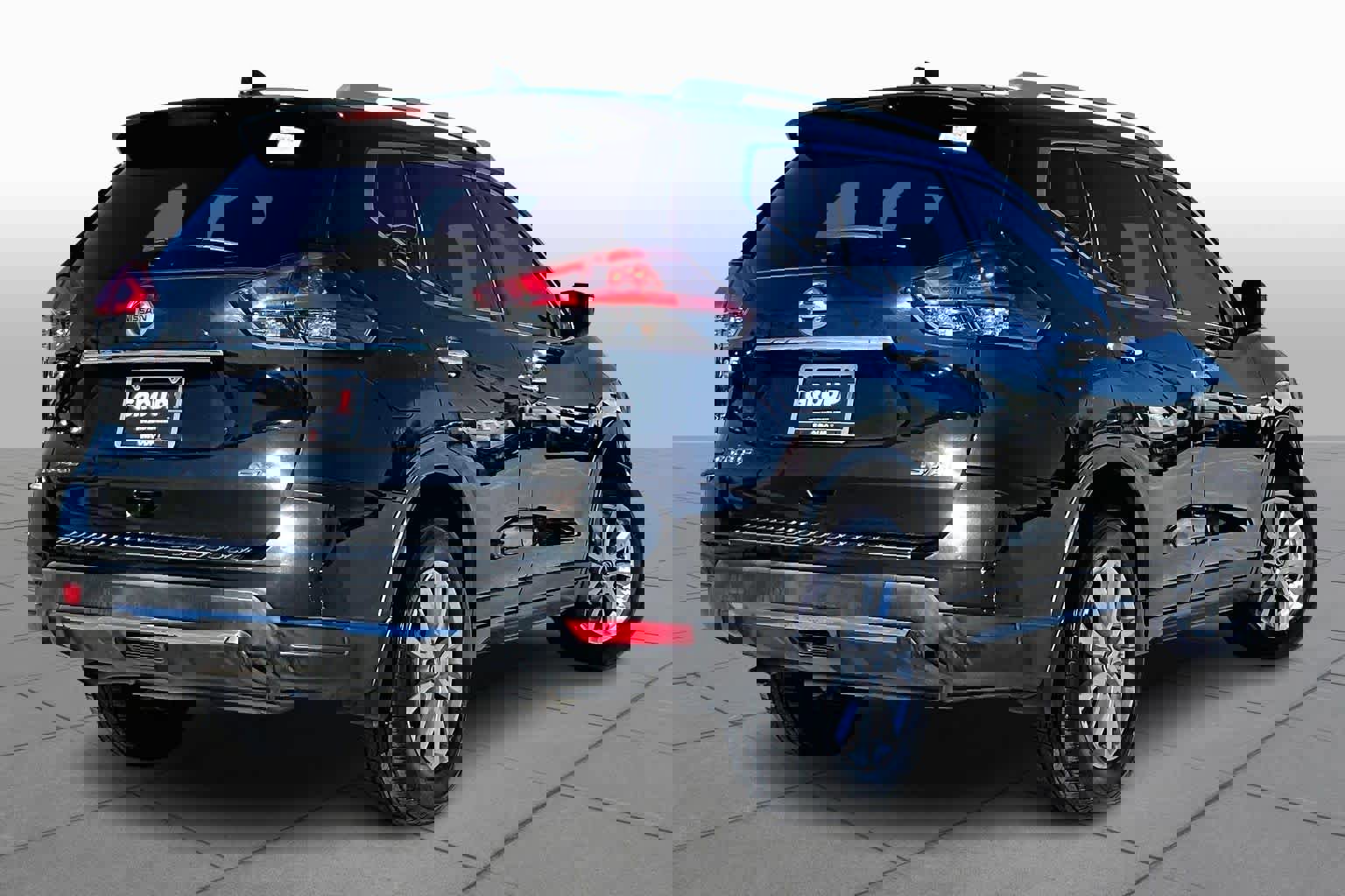 Used 2018 Nissan Rogue SV image 13