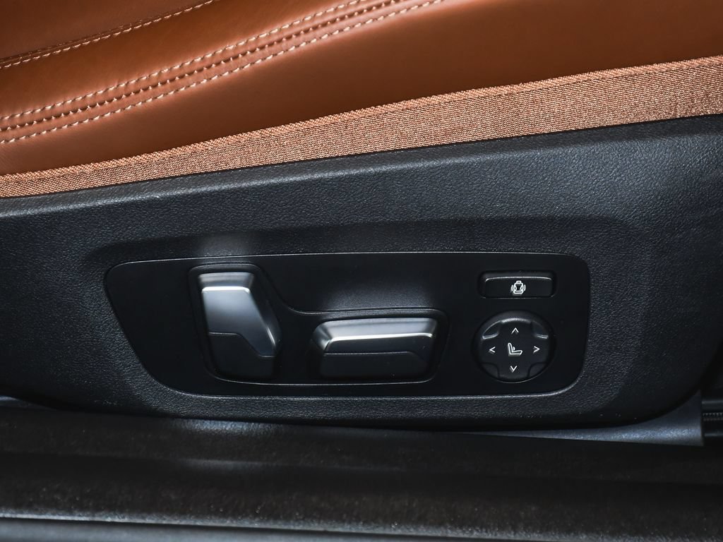 Used 2023 BMW M4 xDrive Competition AWD/4WD image 64