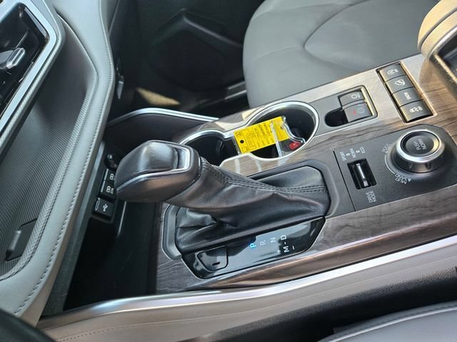 Used 2021 Toyota Highlander Platinum AWD/4WD image 17
