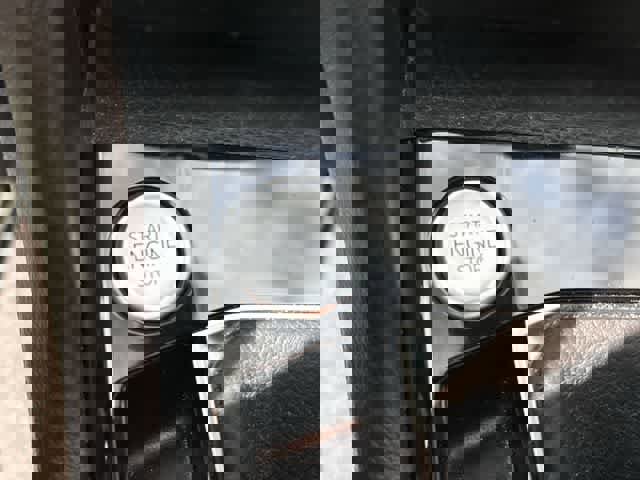 Used 2023 Volkswagen Taos SE image 11