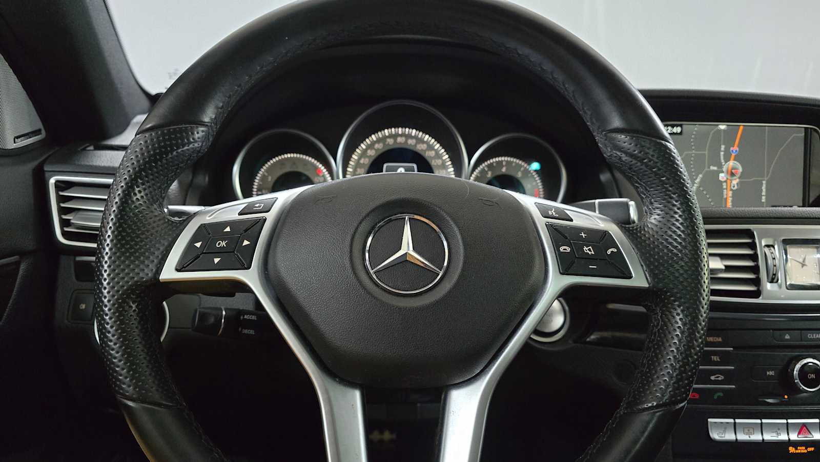 Used 2017 Mercedes-Benz E 400 4MATIC Coupe image 26