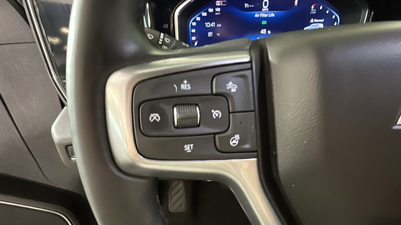 Used 2024 Chevrolet Silverado 1500 LT AWD/4WD image 19