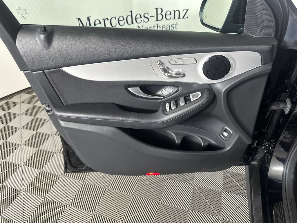 Certified 2022 Mercedes-Benz GLC 300 image 10