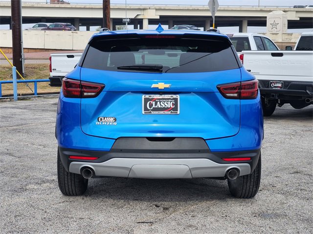Used 2024 Chevrolet Blazer LT w/ Convenience Package image 6