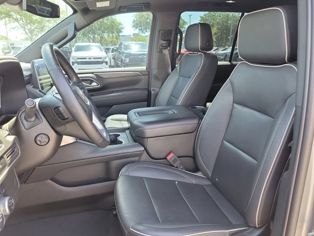 Certified 2023 GMC Yukon SLT w/ SLT Luxury Package AWD/4WD image 25