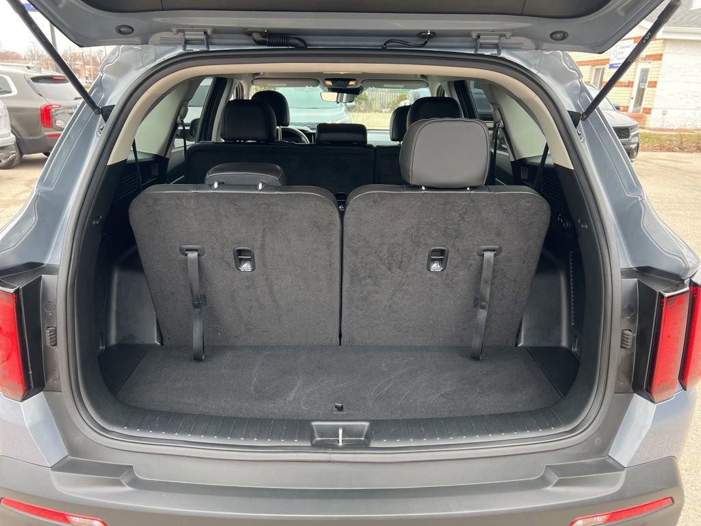 Certified 2023 Kia Sorento S image 11