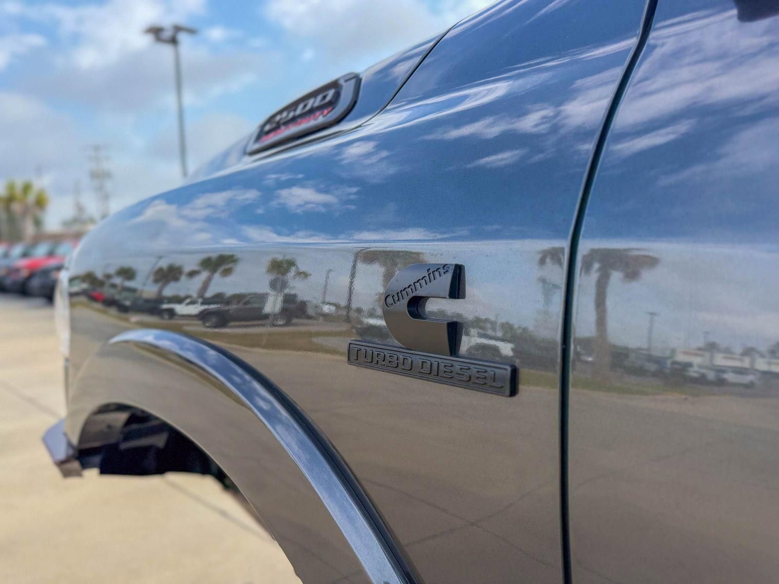 Used 2020 RAM 2500 Laramie AWD/4WD image 4