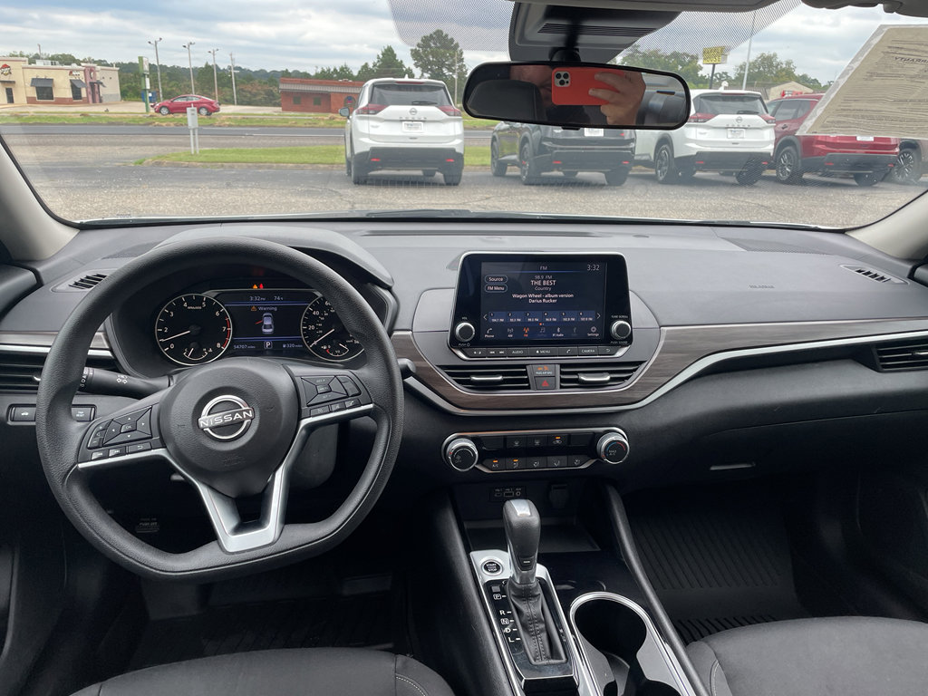 Certified 2024 Nissan Altima 2.5 SV image 11