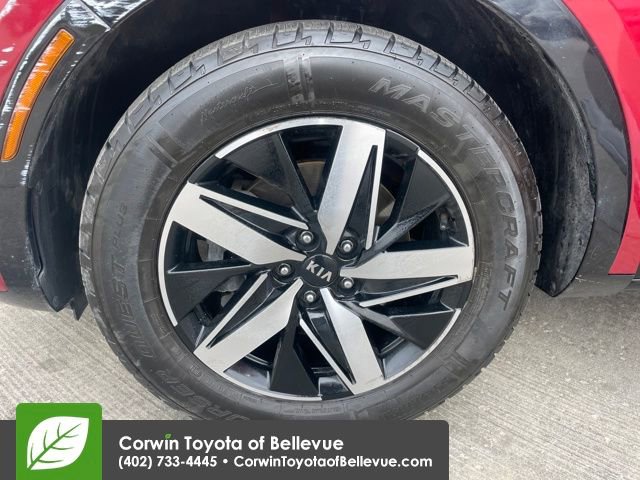 Used 2021 Kia Sorento S w/ Panoramic Sunroof Package FWD image 22