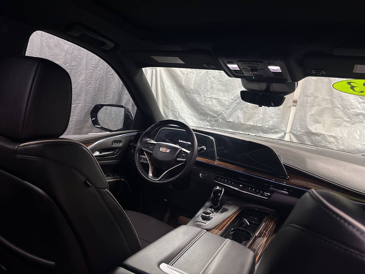 Used 2023 Cadillac Escalade ESV Premium Luxury w/ LPO, Floor Liner Package AWD/4WD image 15