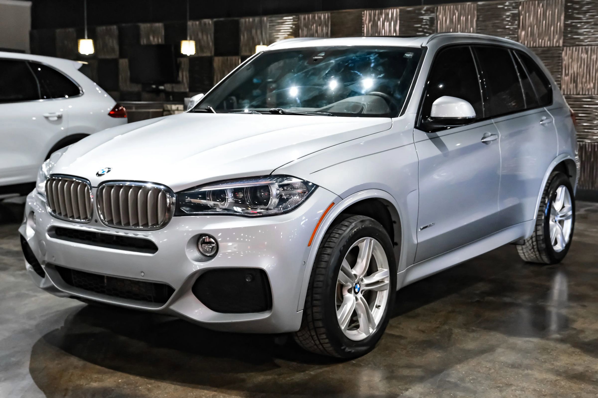 Used 2018 BMW X5 xDrive50i AWD/4WD image 7