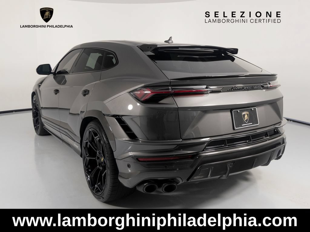 Used 2024 Lamborghini Urus Performante AWD/4WD image 3