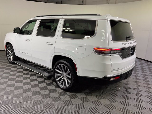 Used 2023 Jeep Grand Wagoneer Series II AWD/4WD image 4