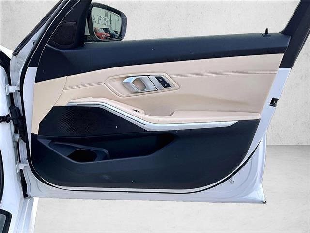 Used 2020 BMW 330i Sedan w/ Driving Assistance Package image 19