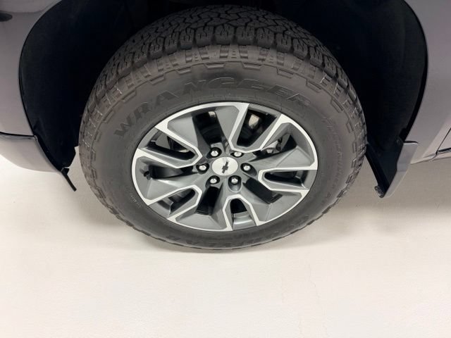 Certified 2024 Chevrolet Silverado 1500 RST w/ Convenience Package II AWD/4WD image 20