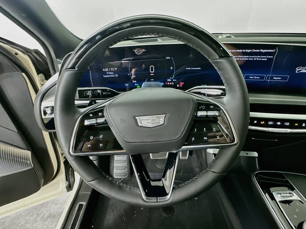 New 2027 Cadillac Lyriq Signature Sport w/ Nappa Leather Package AWD/4WD image 11