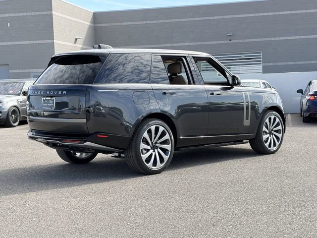 New 2026 Land Rover Range Rover SE image 18