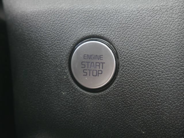 Used 2023 Kia Sorento SX AWD/4WD image 32