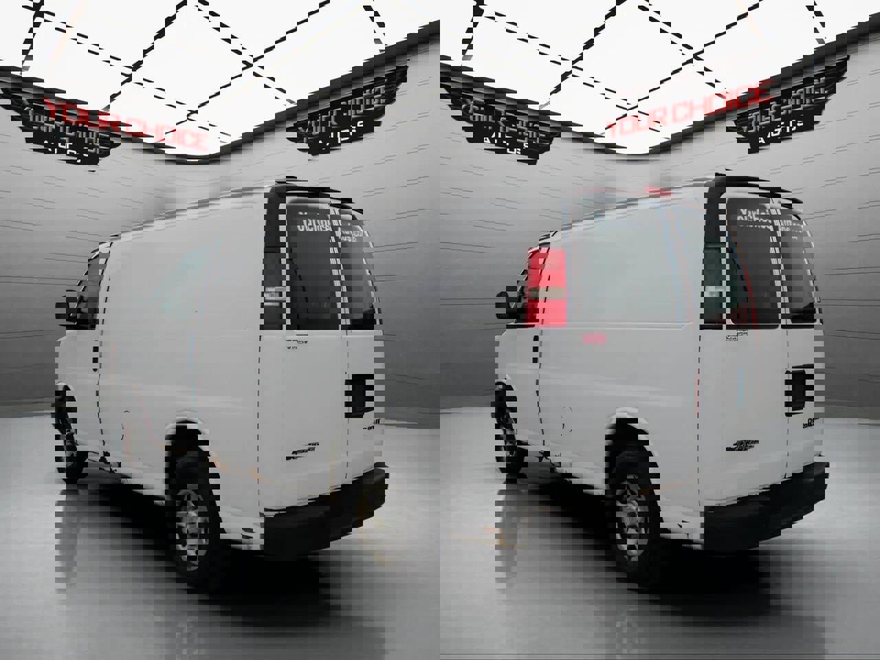 Used 2004 Chevrolet Express 1500 image 7