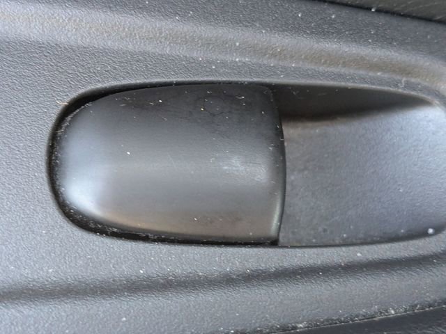 Used 2020 Nissan Rogue Sport S image 25