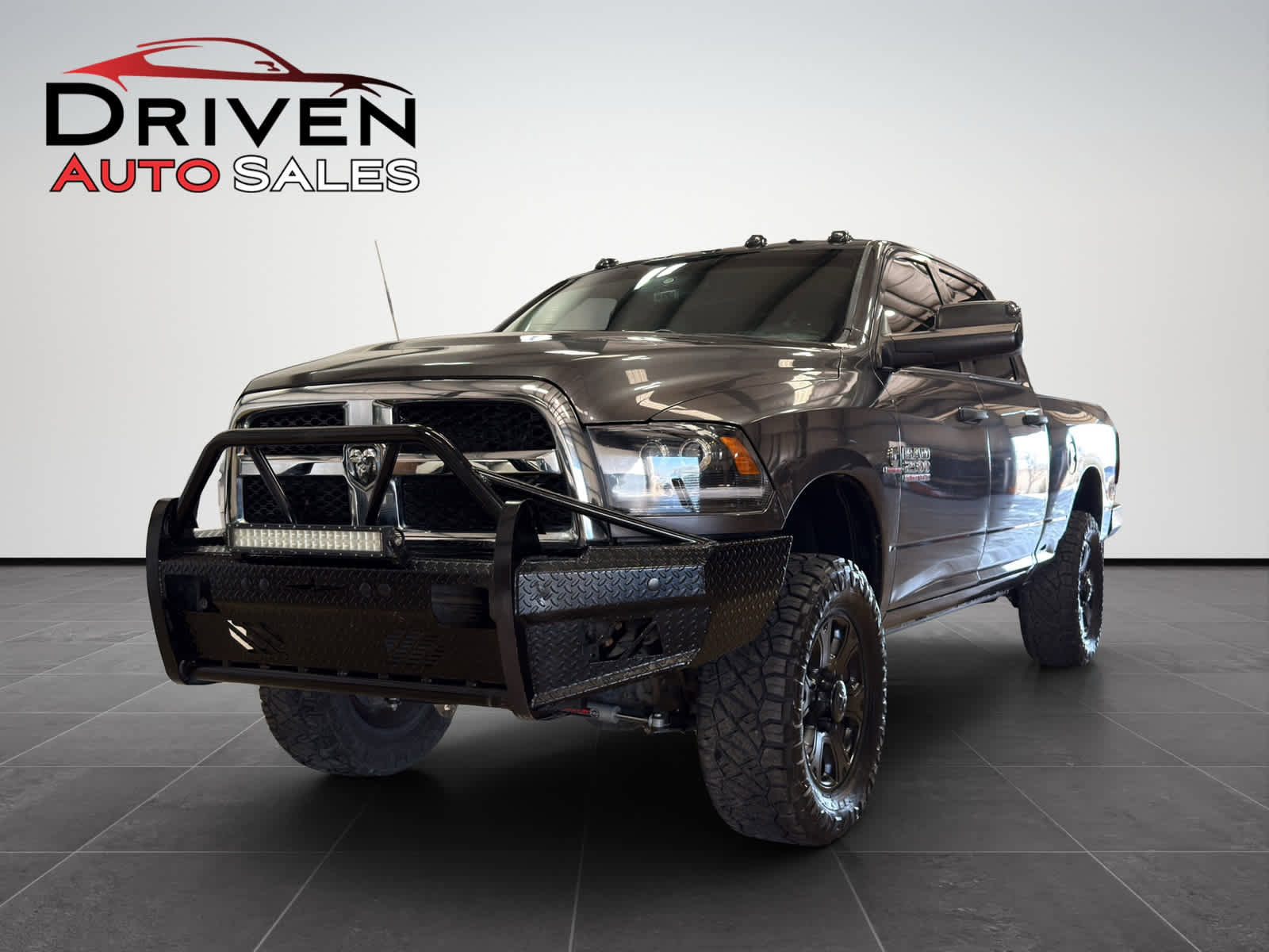 Used 2016 RAM 2500 Tradesman w/ Chrome Appearance Group