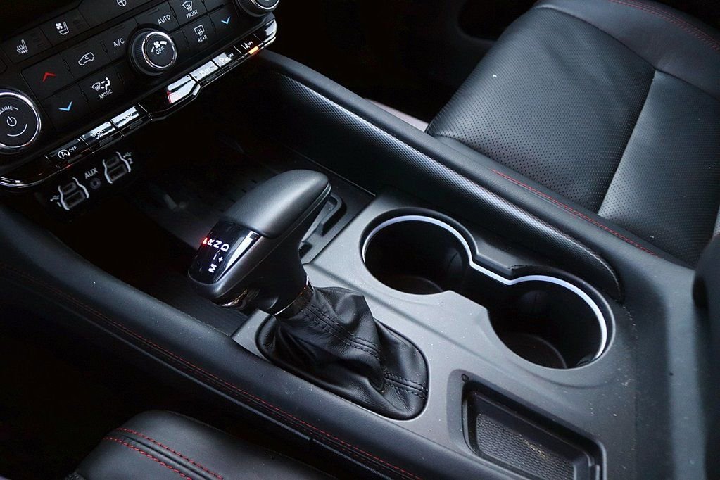 Used 2025 Dodge Durango GT image 23