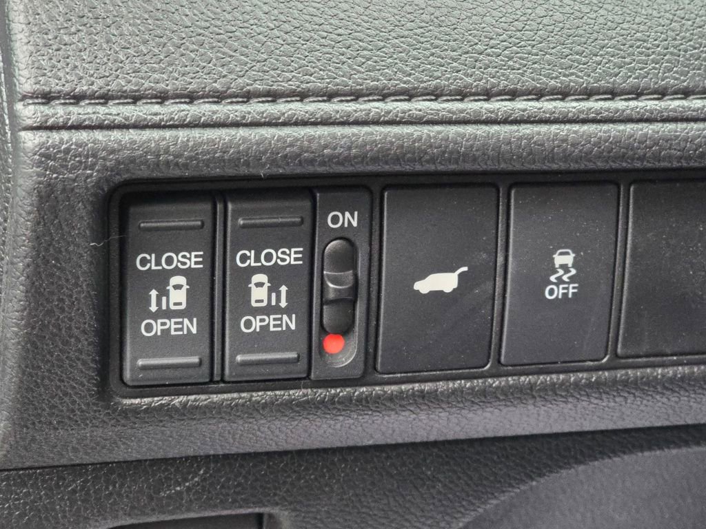 Used 2025 Honda Odyssey Sport-L image 30