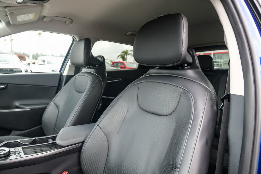 Used 2023 Kia EV6 Wind w/ Wind Technology Package AWD/4WD image 18