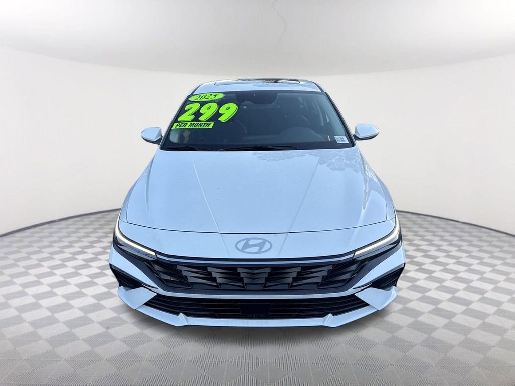 New 2025 Hyundai Elantra SEL w/ Cargo Package FWD image 2