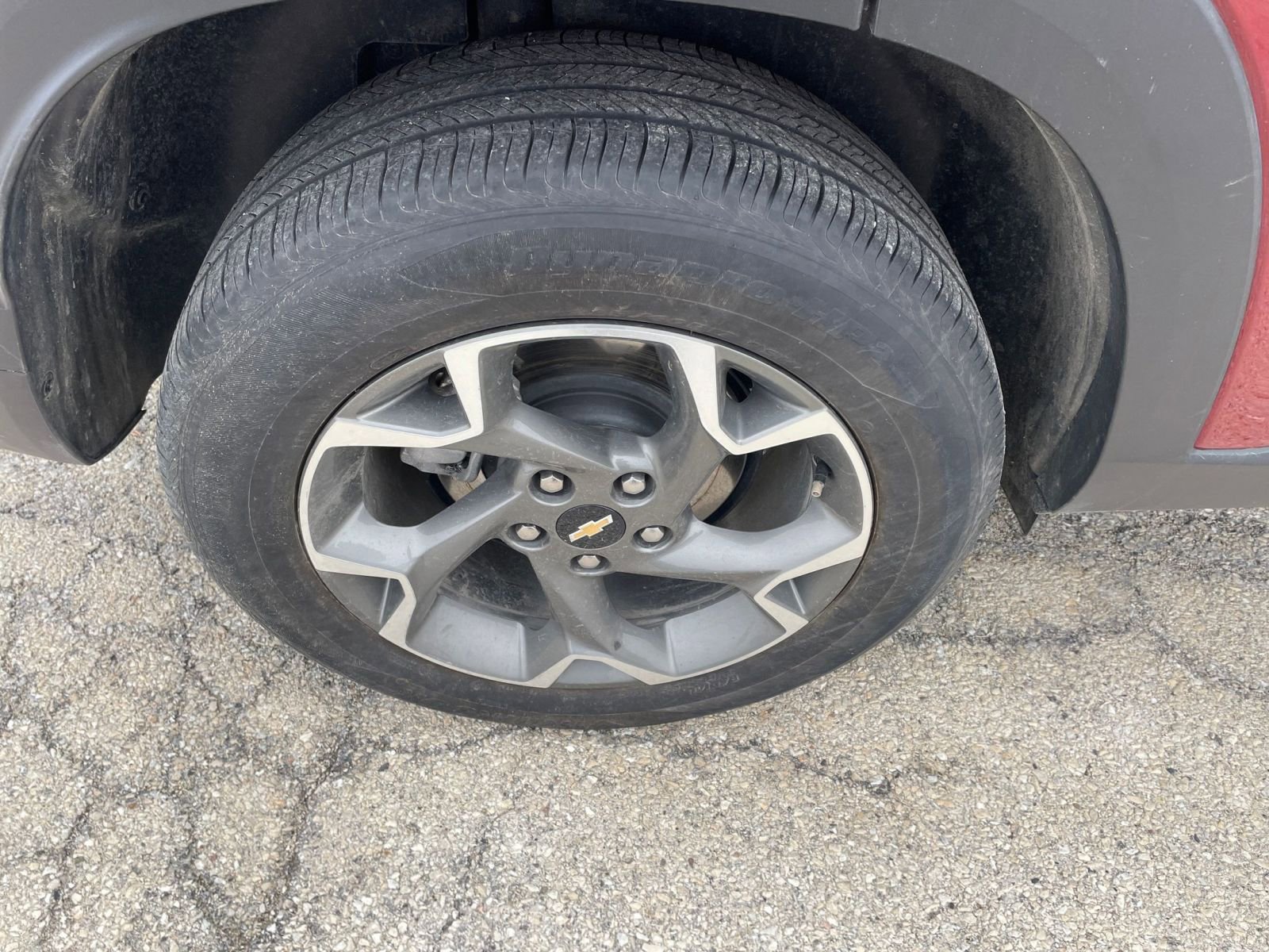 Used 2025 Chevrolet Trax LT w/ LT Convenience Package image 30