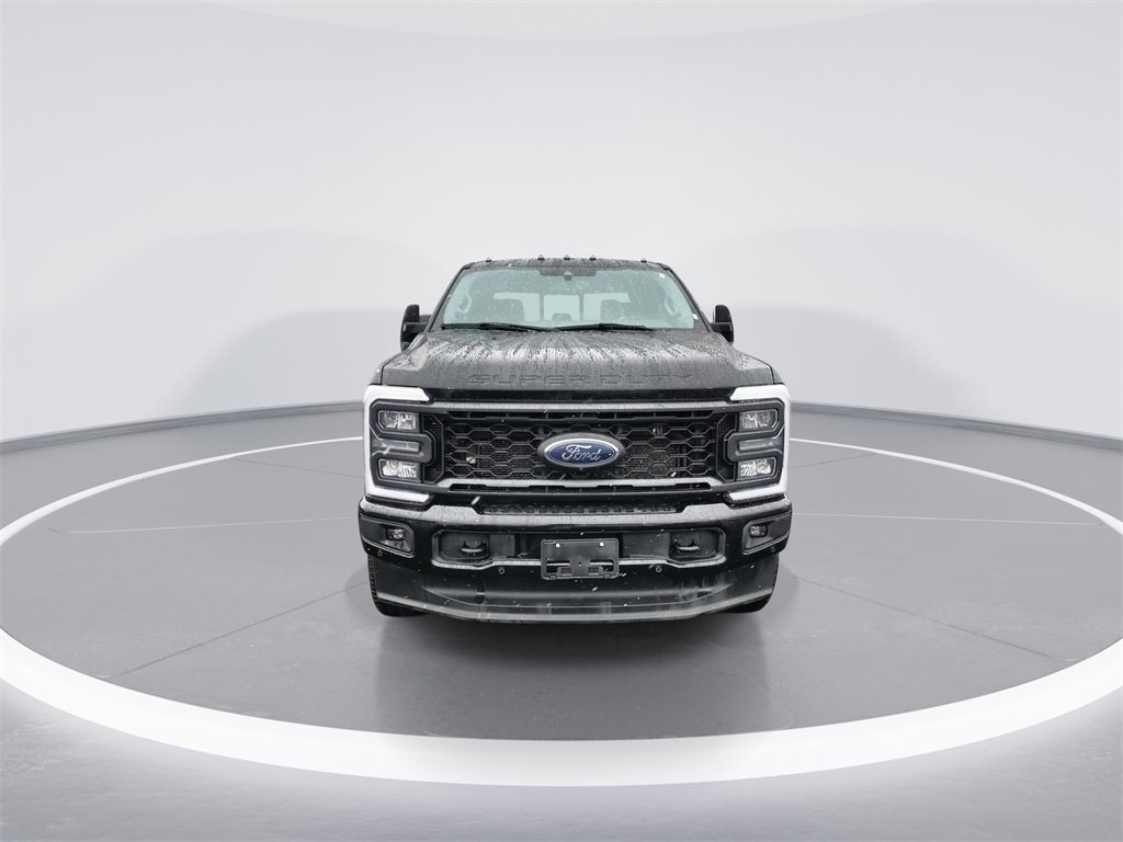 Used 2023 Ford F250 Lariat w/ Lariat Ultimate Package image 3