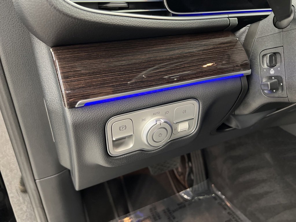 Used 2025 Mercedes-Benz GLE 350 4MATIC image 17