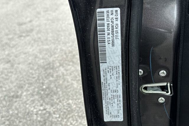 New 2023 Jeep Cherokee Altitude Lux w/ Lux Elite Package image 28