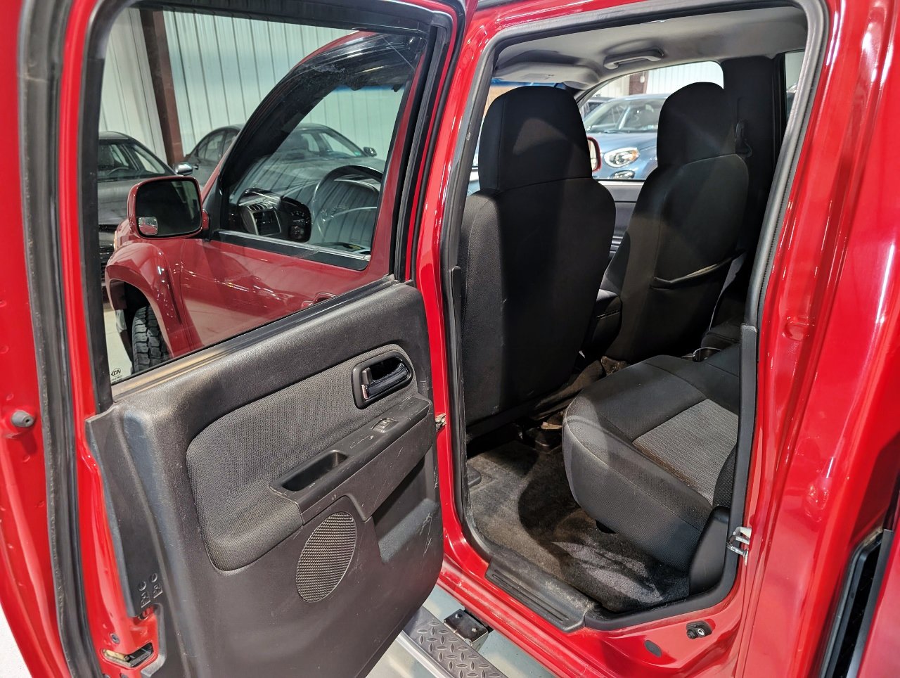 Used 2009 Chevrolet Colorado LT w/ LT Preferred Equipment Group AWD/4WD image 17