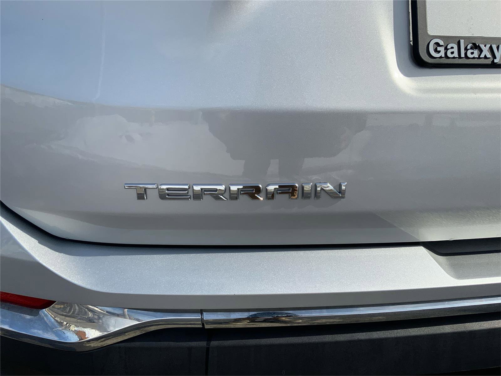 Used 2019 GMC Terrain SLT w/ Preferred Package image 24