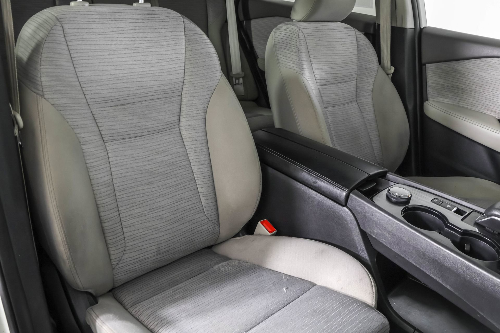 Used 2023 Nissan Rogue SV image 45