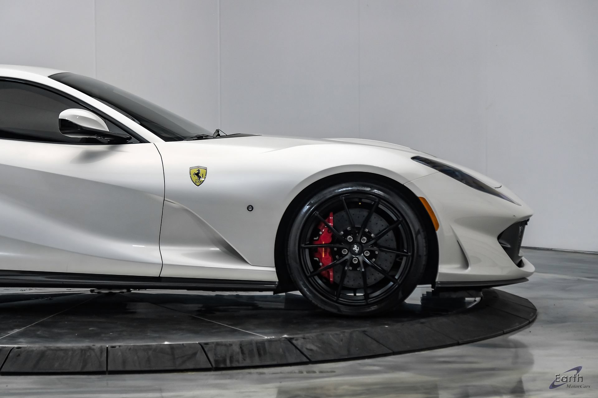 Used 2019 Ferrari 812 Superfast RWD image 27