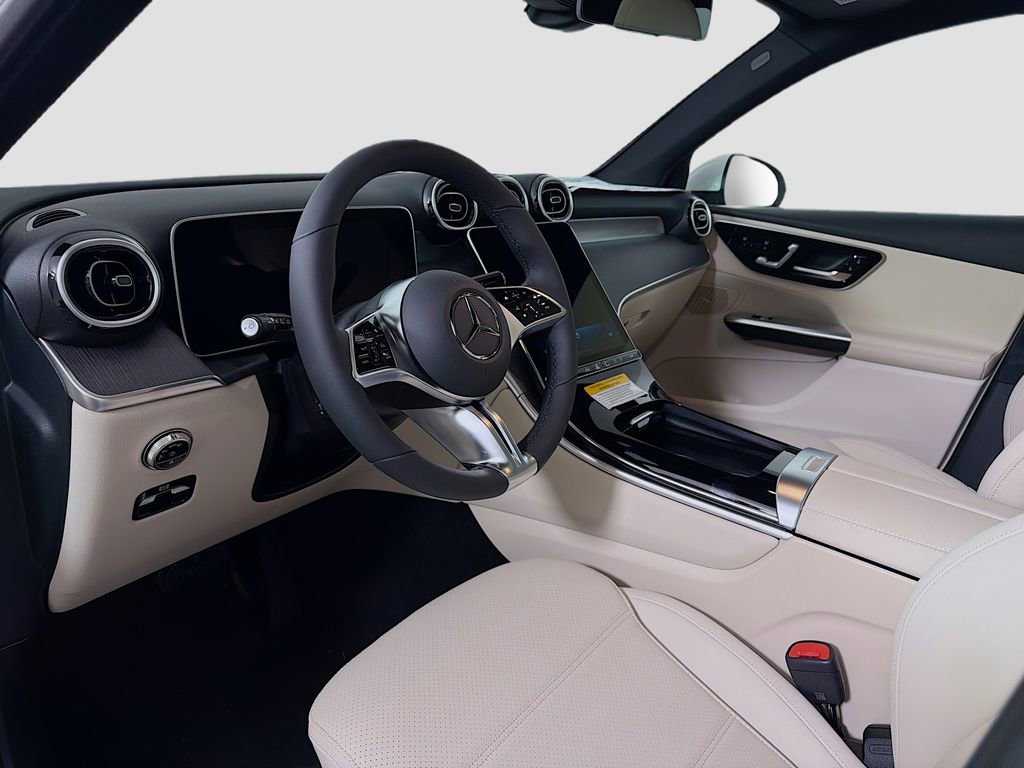 Used 2026 Mercedes-Benz GLC 300 4MATIC image 10
