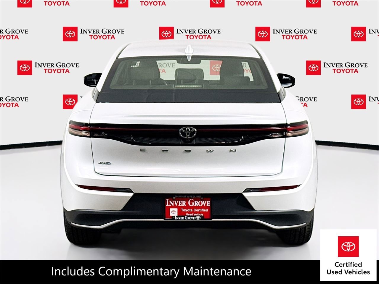 Certified 2023 Toyota Crown XLE image 6