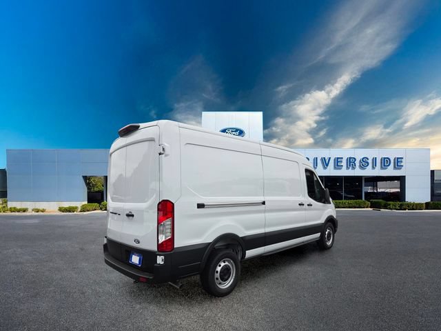 New 2026 Ford Transit 150 Medium Roof w/ Load Area Protection Package RWD image 7