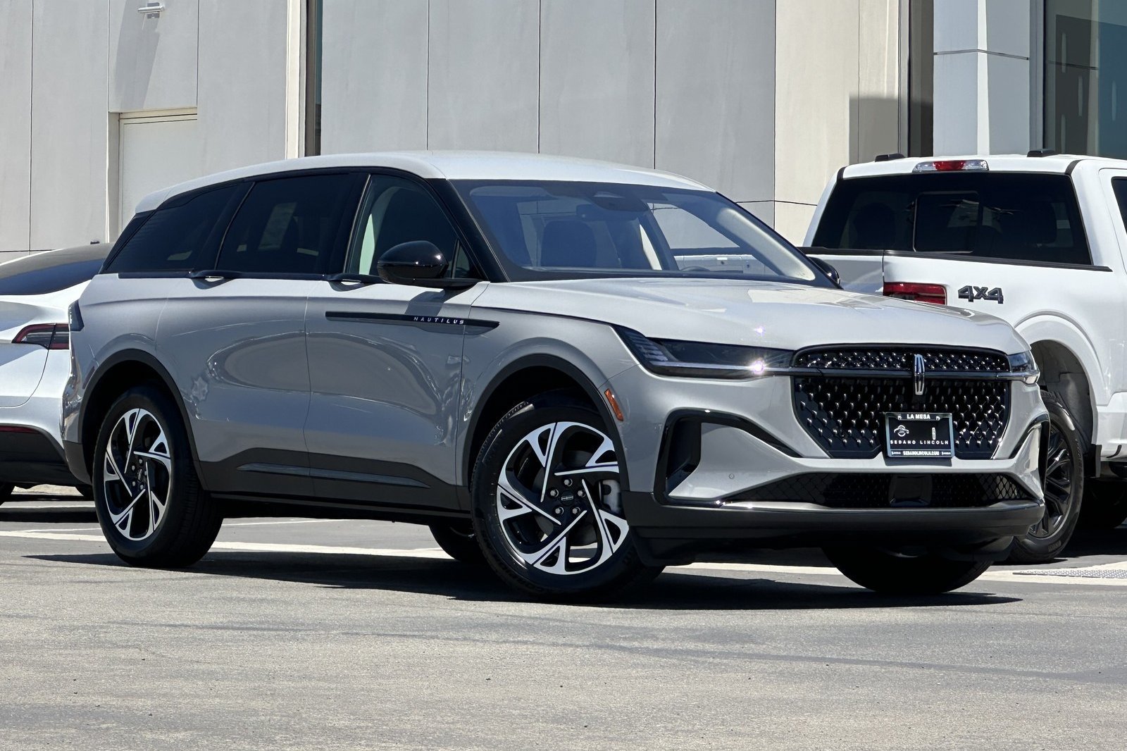 New 2026 Lincoln Nautilus Hybrid AWD/4WD image 27