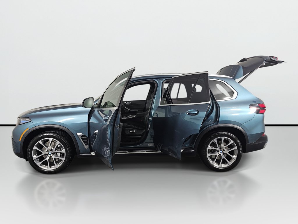 Used 2026 BMW X5 xDrive40i AWD/4WD image 7