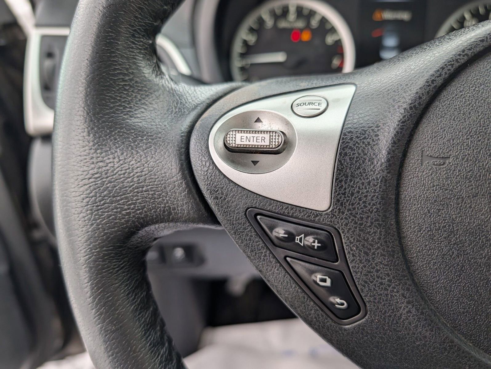 Used 2017 Nissan Sentra SV image 23