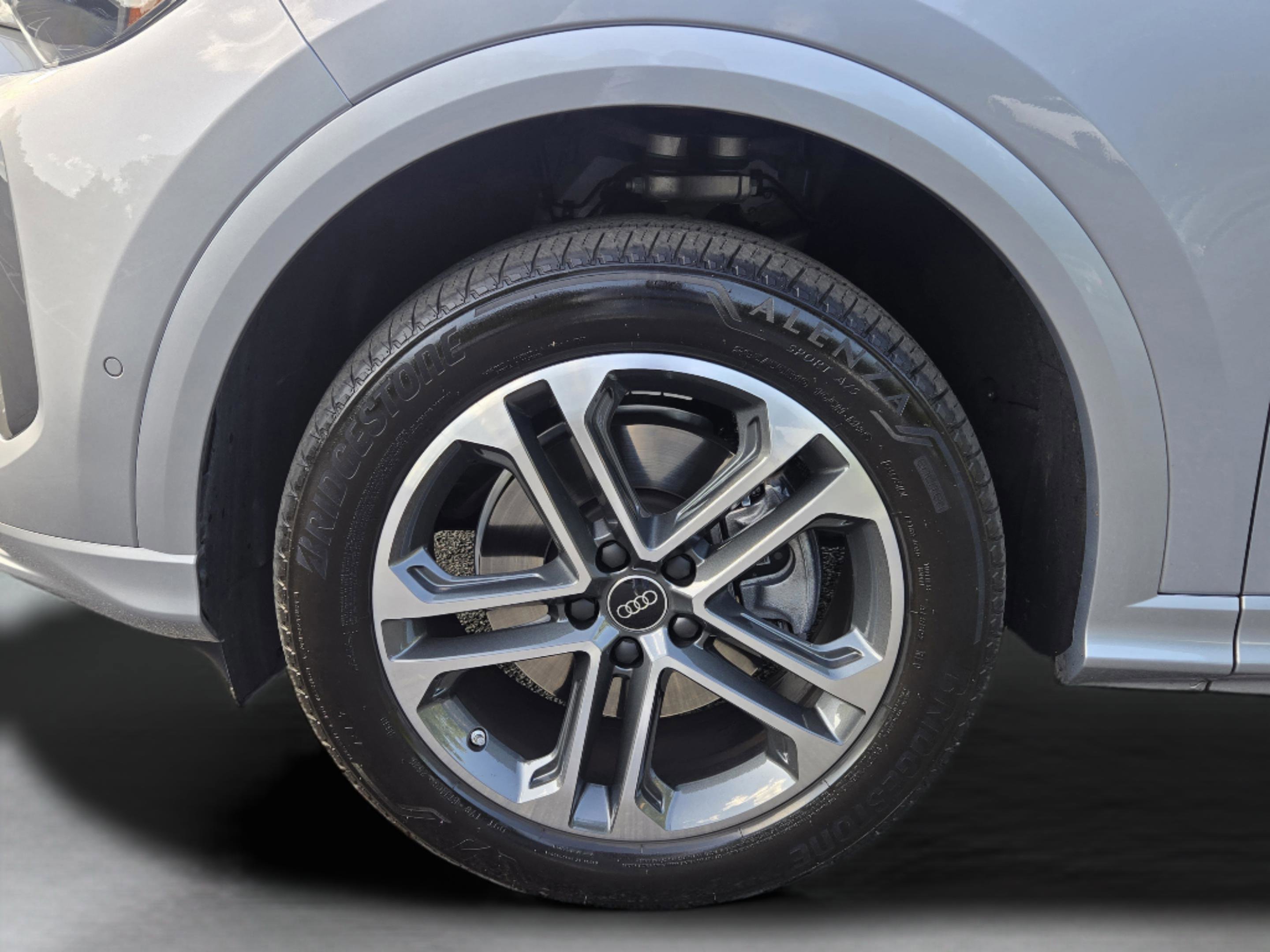 Used 2025 Audi Q5 Premium Plus w/ Premium Plus AWD/4WD image 34