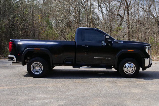 Used 2024 GMC Sierra 3500 SLE w/ SLE Convenience Package image 28