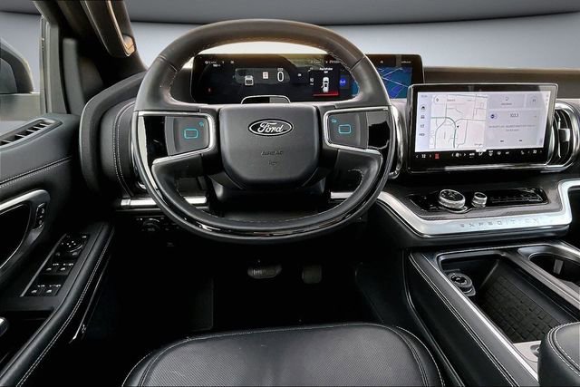 Used 2025 Ford Expedition Max Platinum w/ Stealth Performance Package image 8