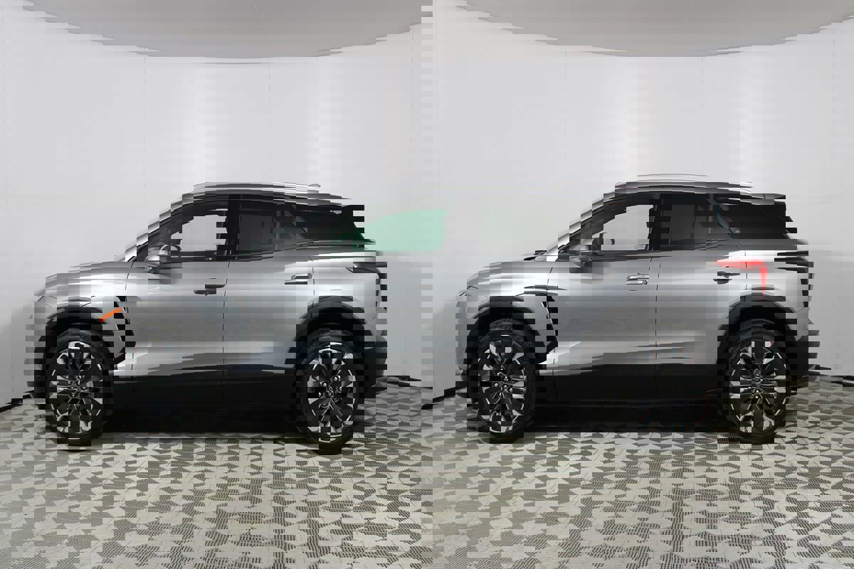 Used 2025 Chevrolet Blazer EV LT image 33