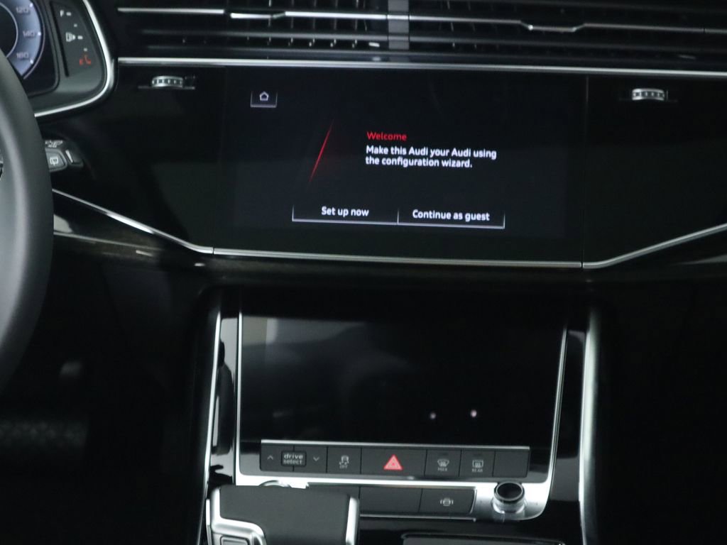 Certified 2025 Audi Q7 2.0T Premium image 15