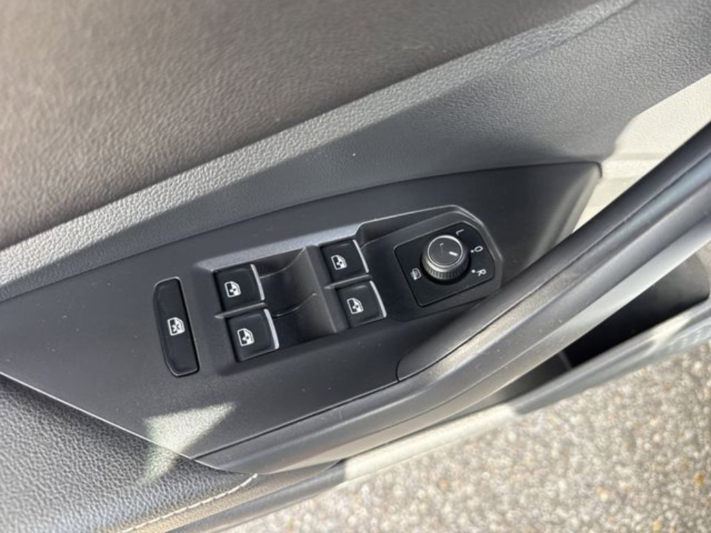 Used 2024 Volkswagen Jetta S FWD image 31