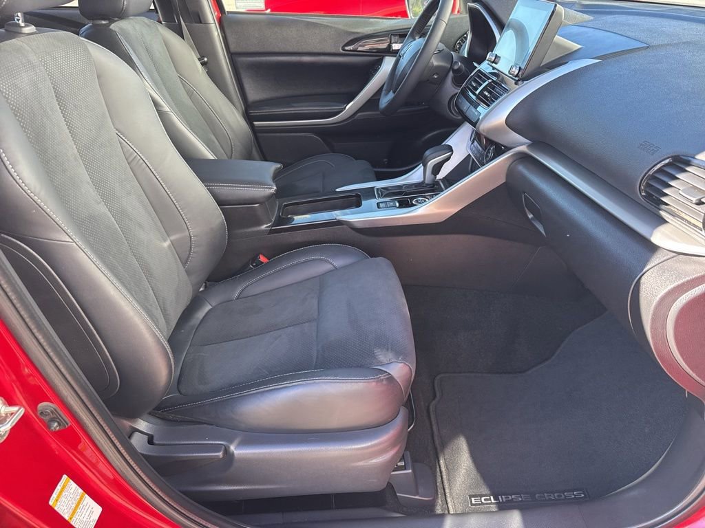 Used 2023 Mitsubishi Eclipse Cross SE image 28